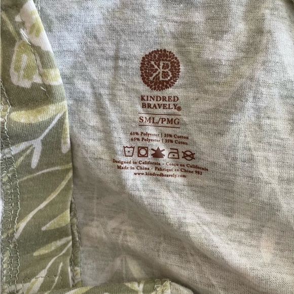 Kindred Bravely Universal Labor Delivery Nursing Gown S/M/L Floral Fern Green - Picture 6 of 9